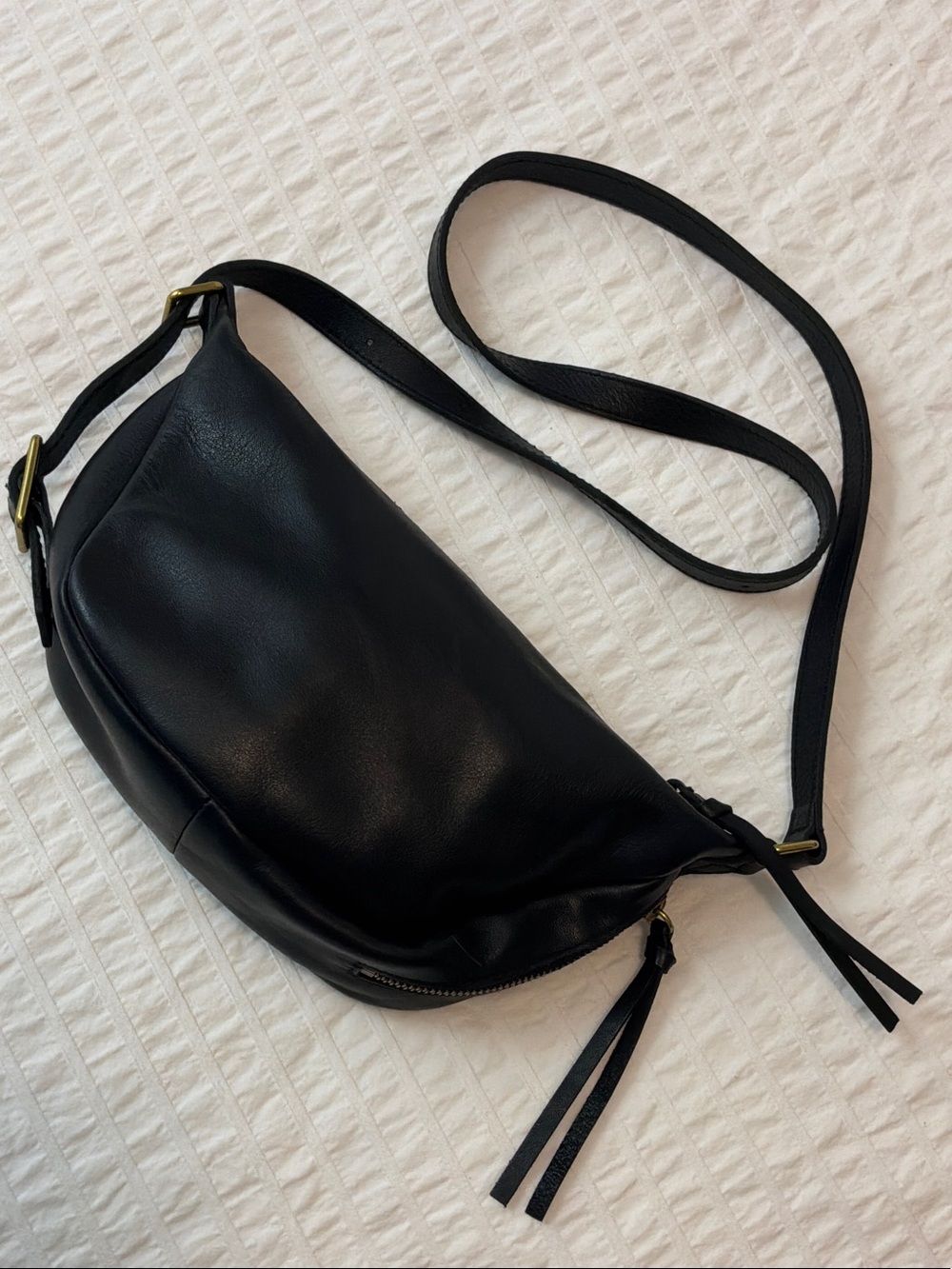 Madewell The Leather Mini Sling Bag